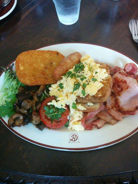 The Mill Cafe - Perths Hotel 0