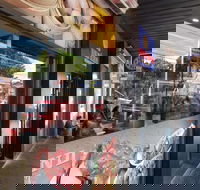 Field Black - Perths Hotel