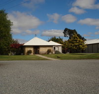 Malcolm Creek Vineyard - Perths Hotel