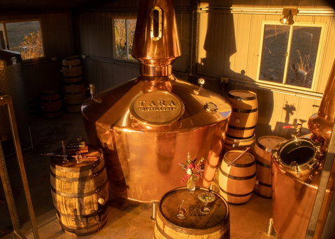 Tara Distillery - Perths Hotel 0