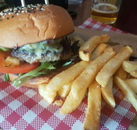 Pig 'N' Whistle Brunswick Street - Fortitude Valley - Perths Hotel