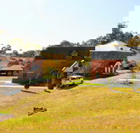 Tugwood Winery - Perths Hotel
