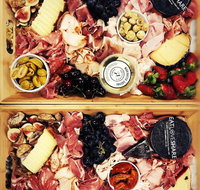 Tunstall Deli  Cafe