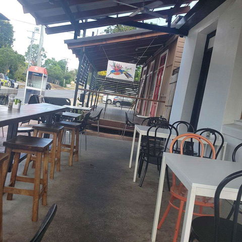 Famished On Frasers - Perths Hotel 0