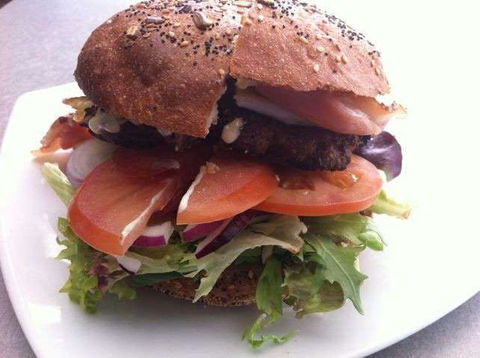 M&M Burger Bar And Take Away - Perths Hotel 0
