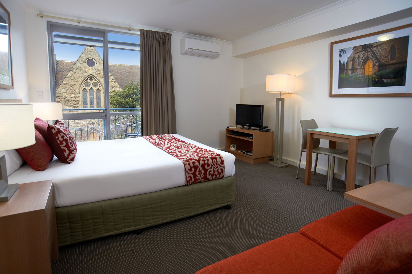 Caboolture South QLD Perths Hotel