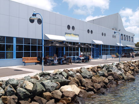 GJ's Bay Cafe And Grill - Perths Hotel 0