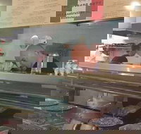 Taranto's Pizza - Perths Hotel