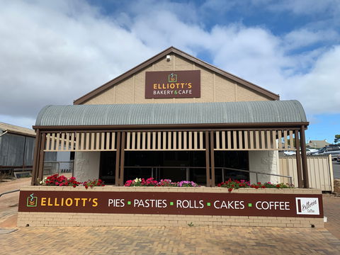 Elliott's Bakery & Cafe - Perths Hotel 0