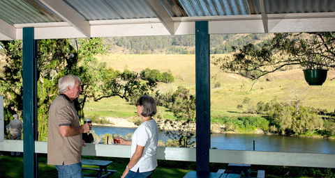 Bellbrook Hotel - Perths Hotel 0
