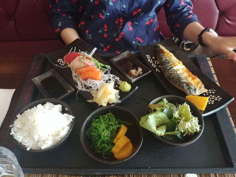 Alice's Makan - Perths Hotel 0