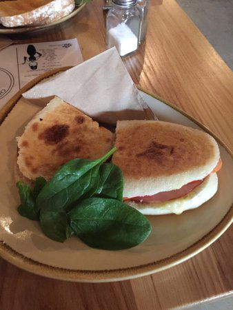 Alexander's Cafe - Perths Hotel 0