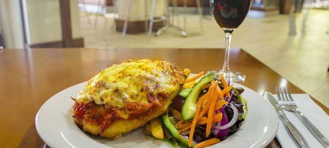 Beerwah Hotel - Perths Hotel 1
