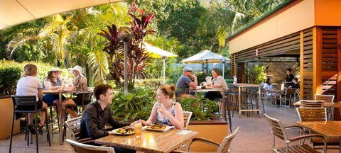 Beerwah Hotel - Perths Hotel 2