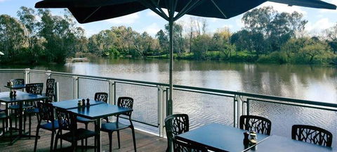 Benalla Gallery Cafe - Perths Hotel 1