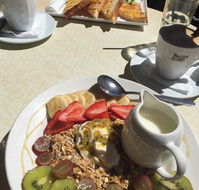 Cafe Injoy - Perths Hotel