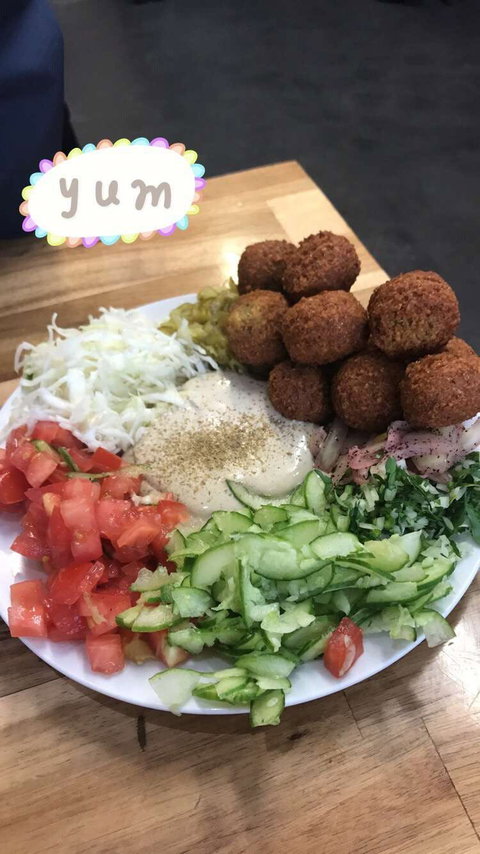 Falafel Omisi - Perths Hotel 0