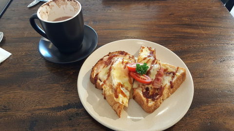 Grindstone Coffee House - Perths Hotel 0