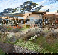 Alpine Larder Cafe - Perths Hotel