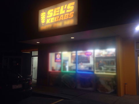 Sel's Kebab - Perths Hotel 0