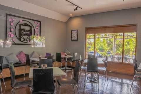 Breakout Brasserie Cafe - Perths Hotel 2