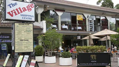 Delhi Hutt - Perths Hotel 0