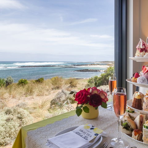 Time And Tide Tearoom - Perths Hotel 0