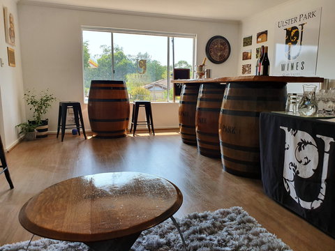 Ulster Park Wines - Perths Hotel 1