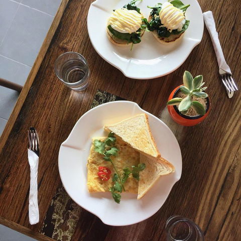 King Hot Bread Bakery - Perths Hotel 0