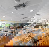 Q Cafe - Perths Hotel