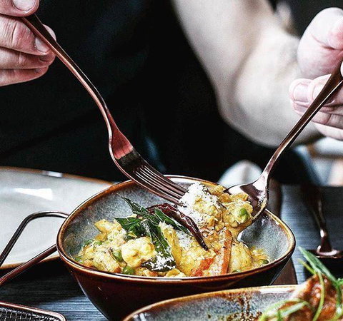 Cafe 28 @ Boardriders - Perths Hotel 8