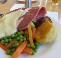 Riverview Snacks - Perths Hotel