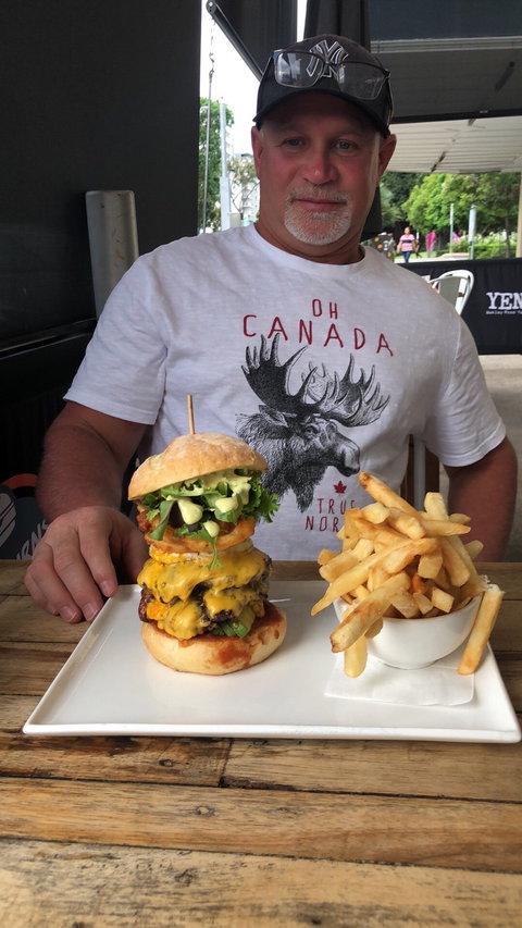 Cairns Burger Cafe - Perths Hotel 3