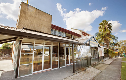 Commercial Hotel - Perths Hotel 0