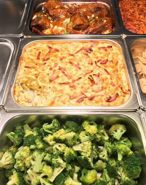 Famished Homestyle Food Bar - Perths Hotel 8