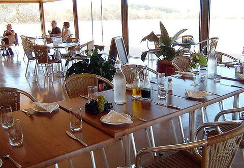 Marron Cafe - Perths Hotel 6