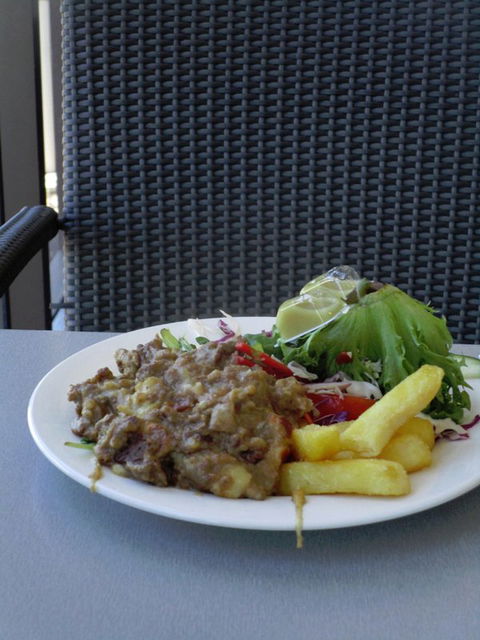 Nanango RSL Memorial Services Club - Perths Hotel 6