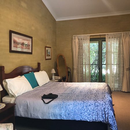 Smoky Cape Cafe & Spaghetti House - Perths Hotel 0