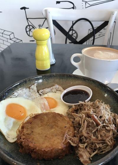 Cafe Macquarie - Perths Hotel 10