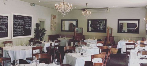 RST Seafood Restaurant - Perths Hotel 8