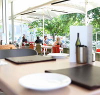 The Main Cafe - Perths Hotel