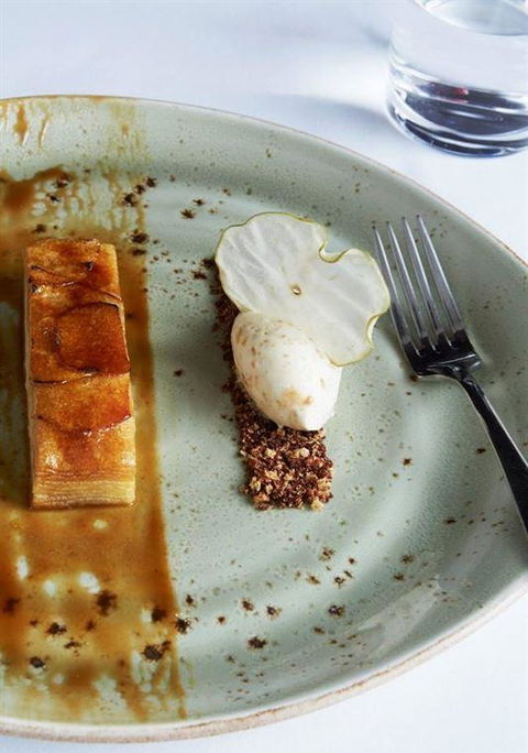 Mr. Tod Cafe - Perths Hotel 8