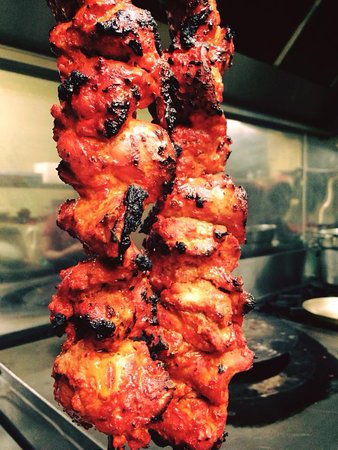 SKs Indian Restaurant - Perths Hotel 0