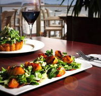 Dunalley Waterfront Cafe - Perths Hotel