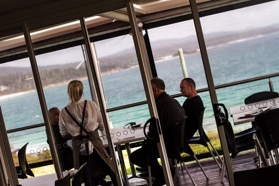 Ansons Bay TAS Perths Hotel