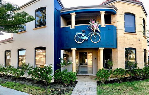 La Belle Patisserie & High Tea House - Perths Hotel 0