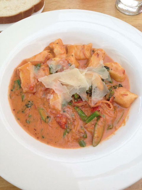 Lakefront Bistro - Perths Hotel 1