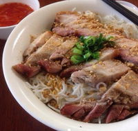 Yen Linh - Perths Hotel