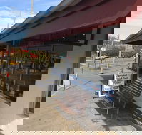 Port Noarlunga Fish Shop - Perths Hotel