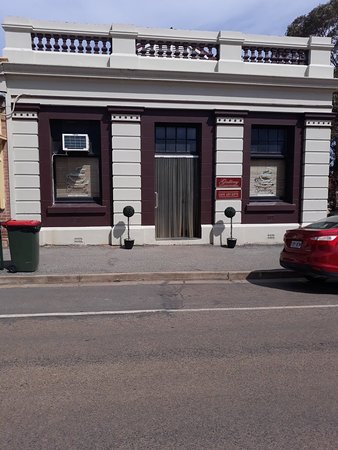Hamley Bridge SA Perths Hotel